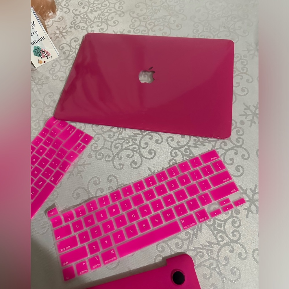 Case and Keyboard Cover - Picture 4 of 9